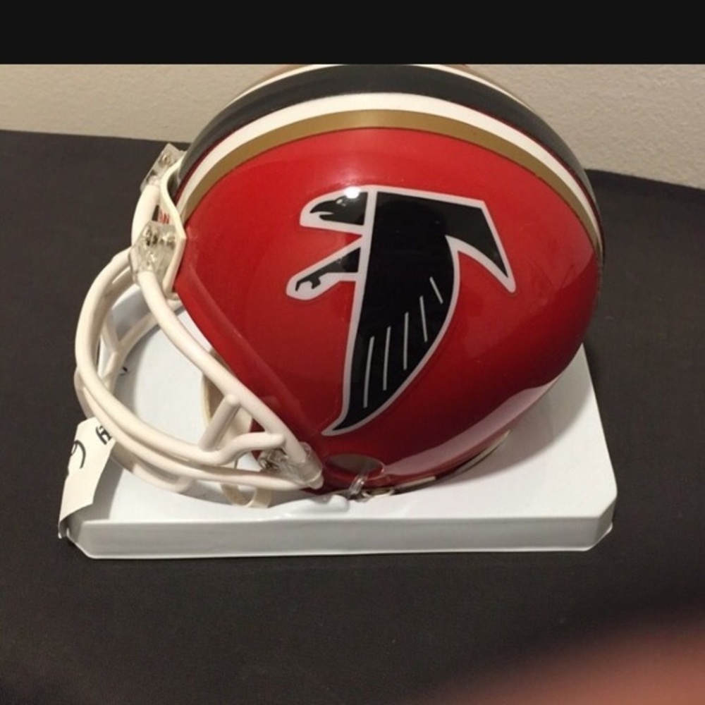 Autographed Football Helmet - Atlanta Falcons #17 - Devin Hester